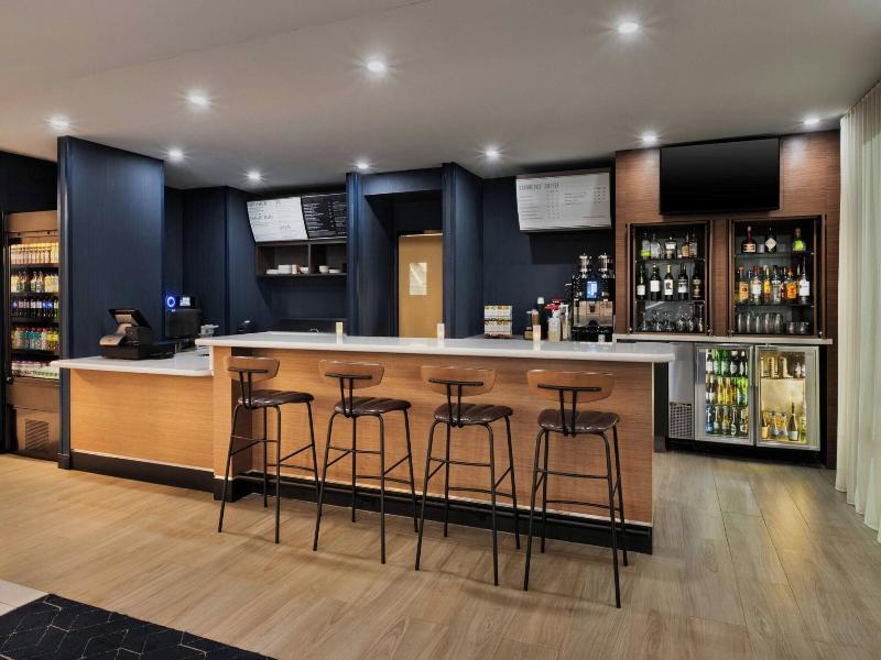 Courtyard by Marriott Mobile image