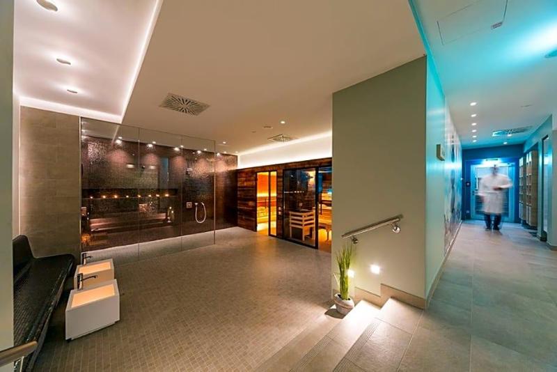 See- und Sporthotel Ankum image