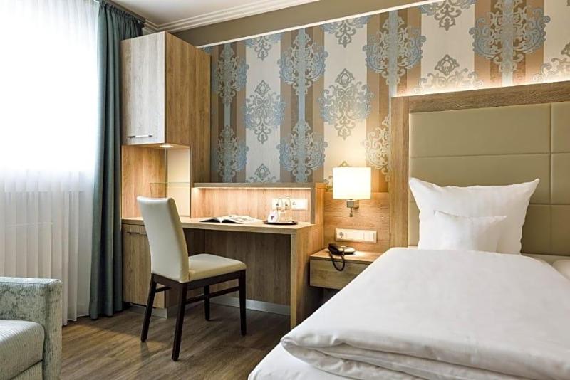 See- und Sporthotel Ankum image