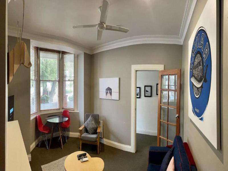 Athelstane House image