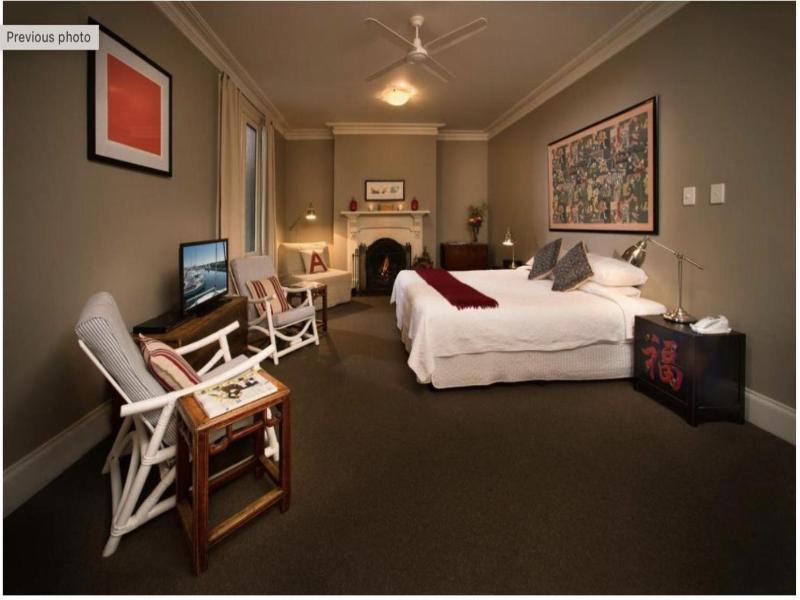 Athelstane House image