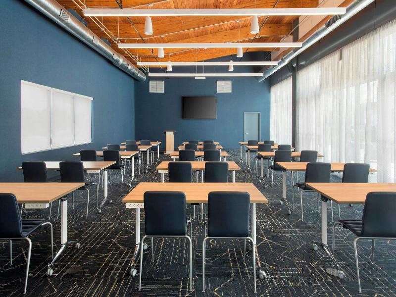 Aloft Mount Laurel image