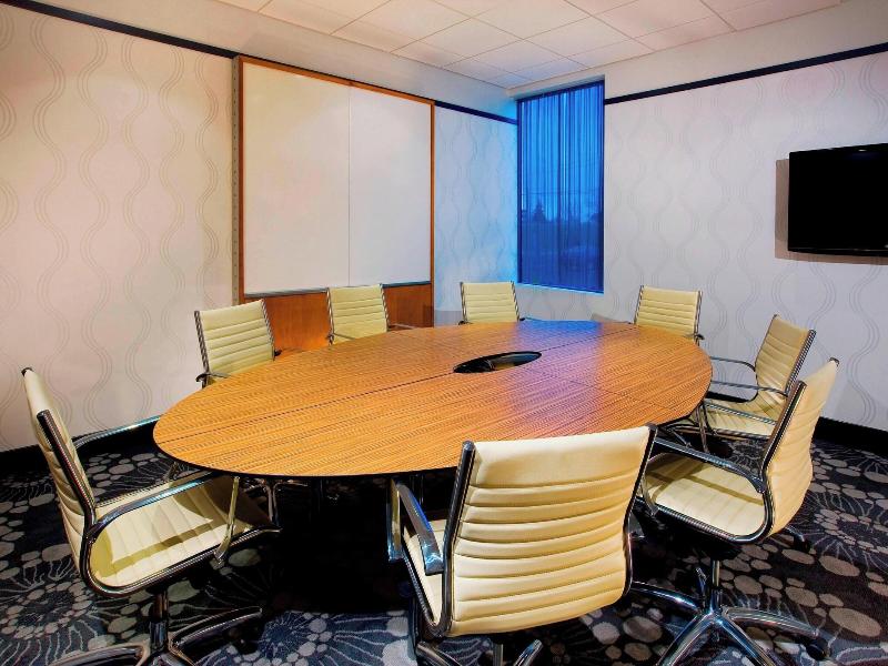 Aloft Mount Laurel image