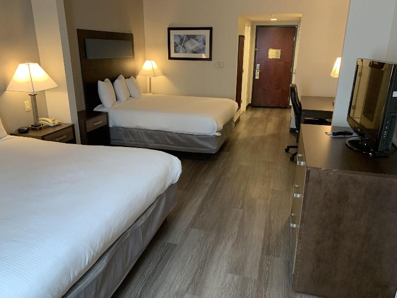 Wingate By Wyndham Southport image