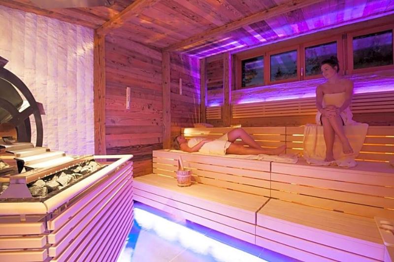 Business- und Wellnesshotel Schwaiger image