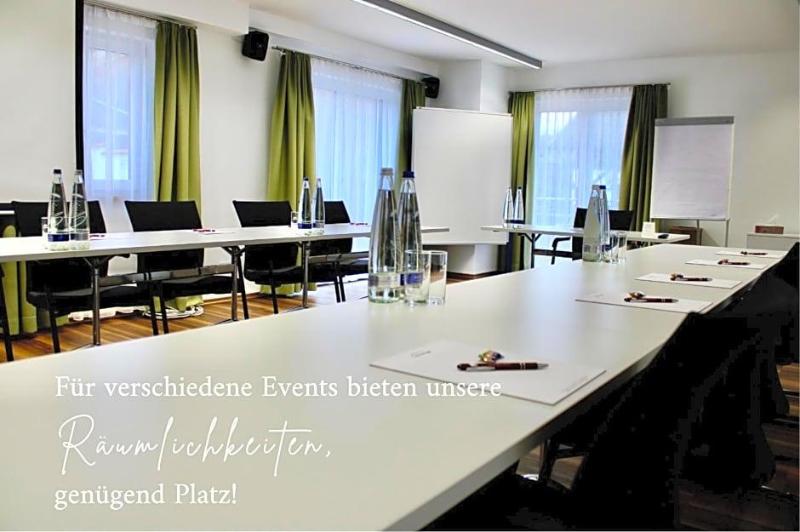 Business- und Wellnesshotel Schwaiger image