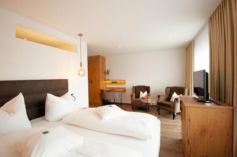 Business- und Wellnesshotel Schwaiger image