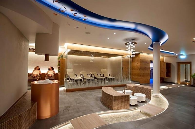 Business- und Wellnesshotel Schwaiger image