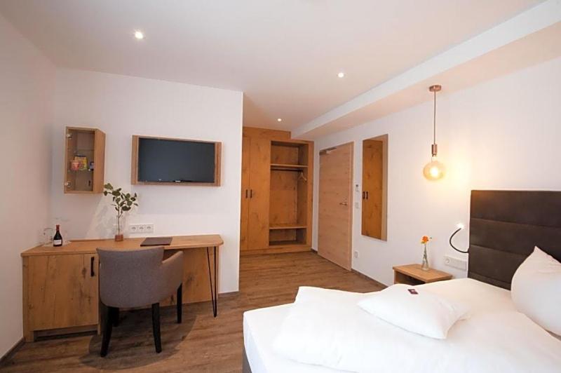 Business- und Wellnesshotel Schwaiger image