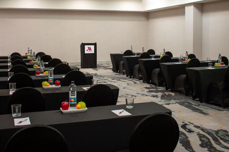 Mobile Marriott image