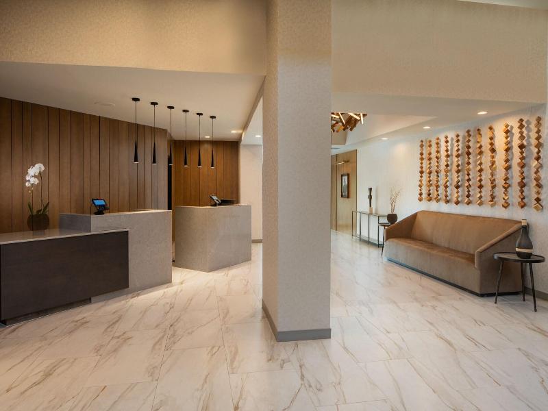 Mobile Marriott image