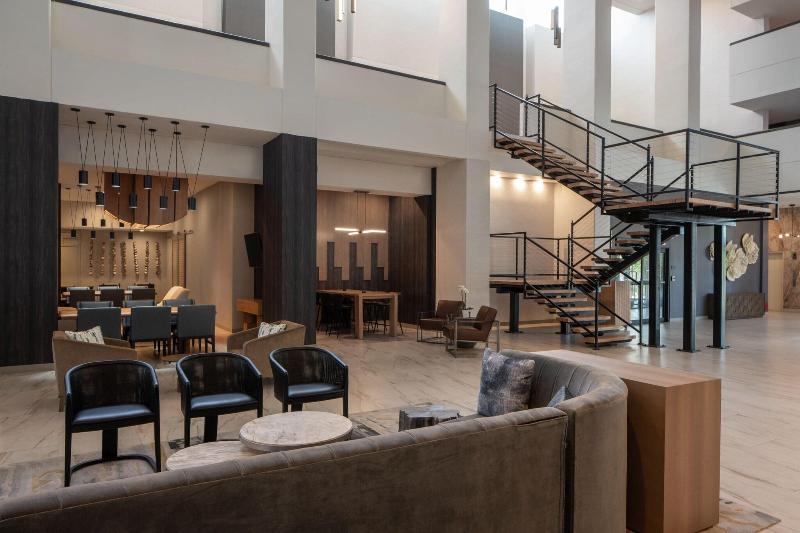 Mobile Marriott image