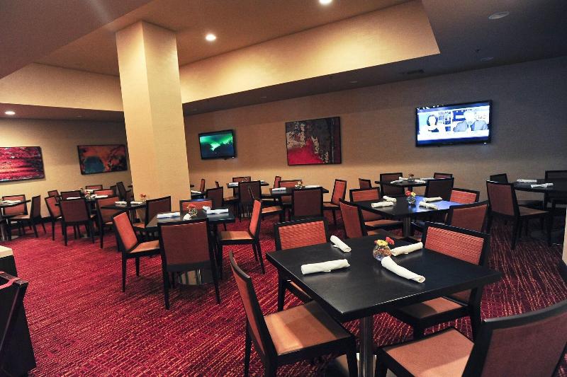 Mobile Marriott image
