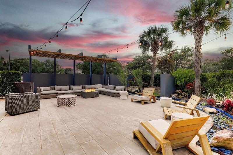 Mobile Marriott image