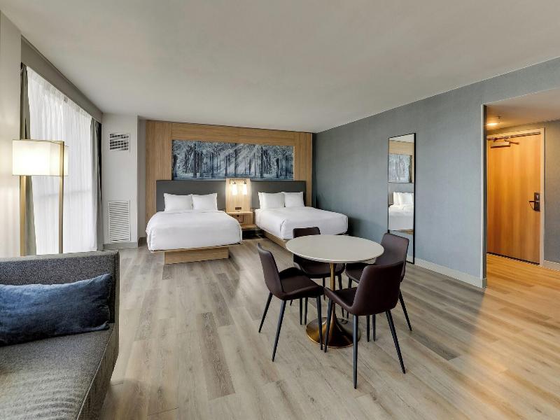 Mobile Marriott image