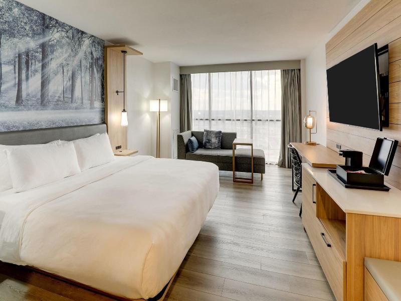 Mobile Marriott image