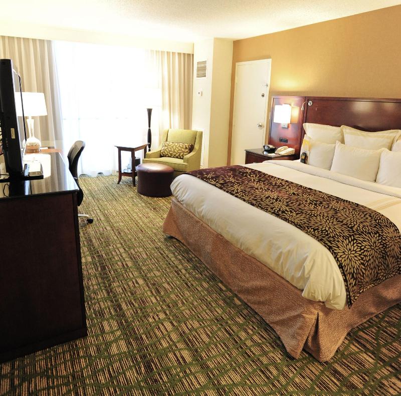 Mobile Marriott image