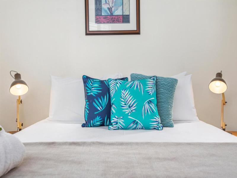 The Burlington Holiday Apartments image