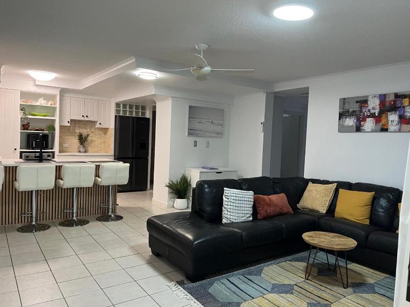 The Burlington Holiday Apartments image