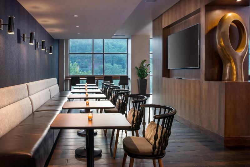Morgantown Marriott at Waterfront Place image