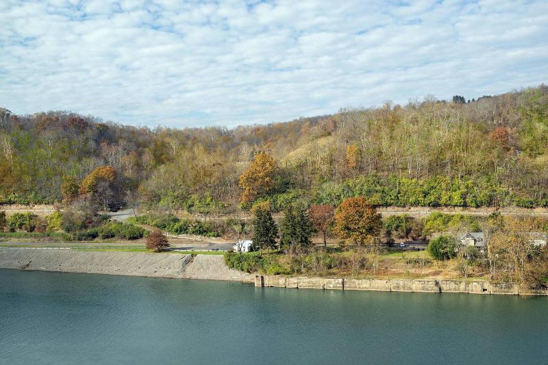 Morgantown Marriott at Waterfront Place image