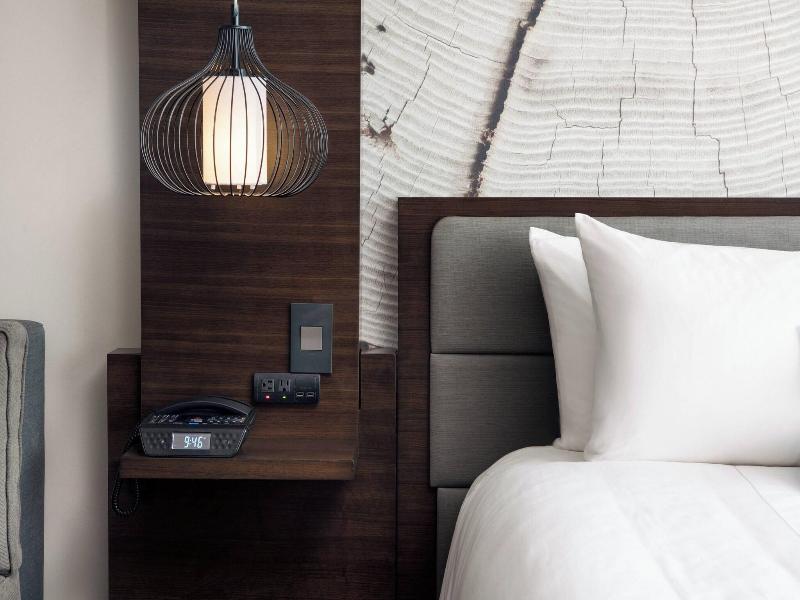 Morgantown Marriott at Waterfront Place image