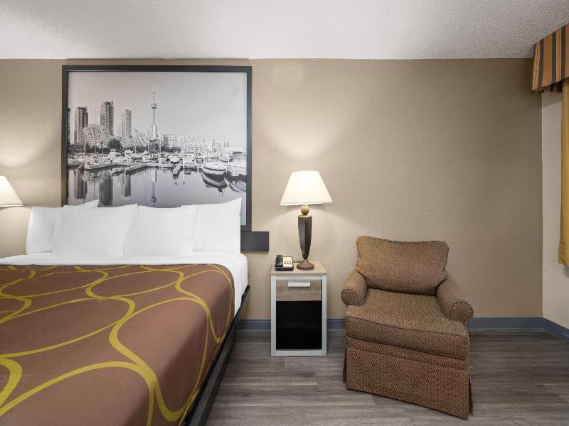 Super 8 by Wyndham Macon West image