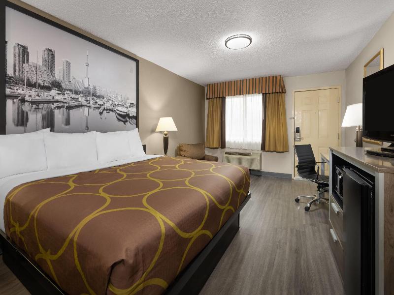 Super 8 by Wyndham Macon West image
