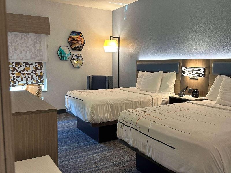La Quinta Inn & Suites Macon West image