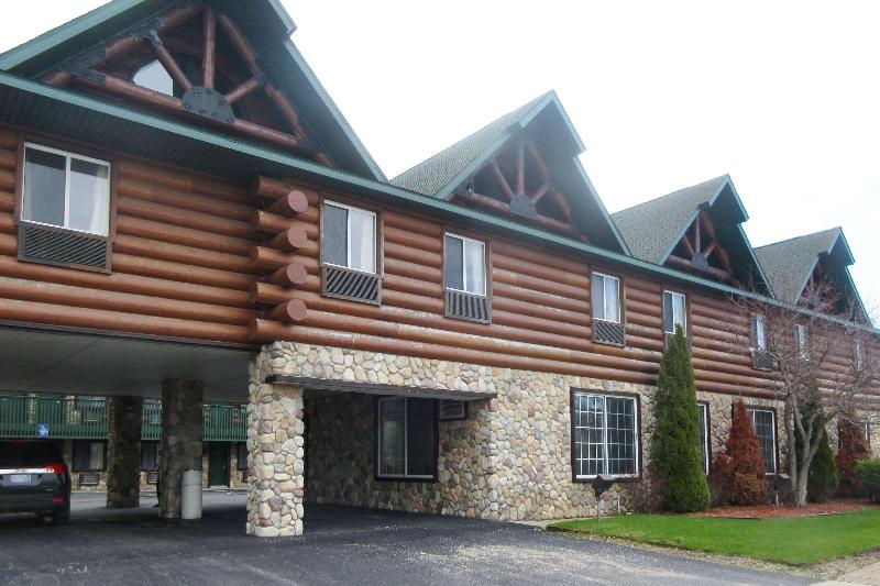 Days Inn By Wyndham Mackinaw City/Bridgeview Area image