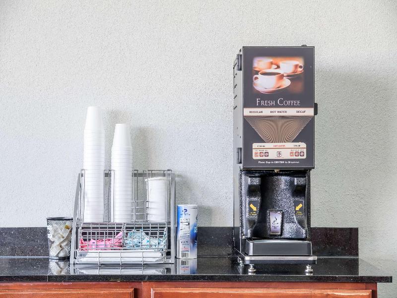 Motel 6 Forsyth, Ga – Tift College