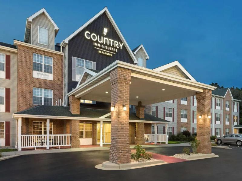 Country Inn & Suites by Radisson, Milwaukee Airpor