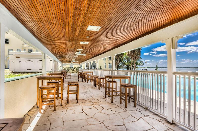 Lakeside Inn image