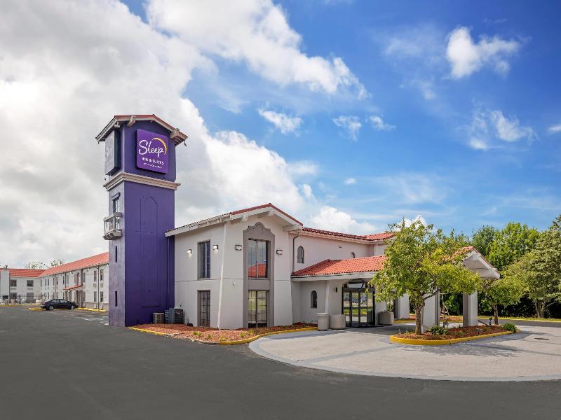 Sleep Inn & Suites Merrillville image