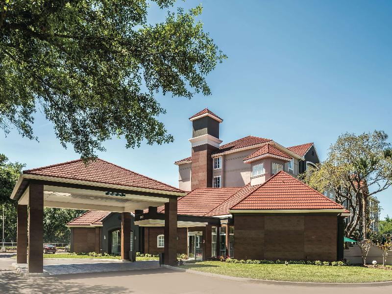 La Quinta Inn & Suites Orlando Lake Mary image