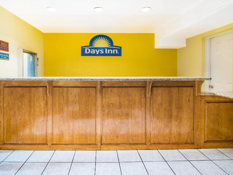 Days Inn By Wyndham Mcallen image