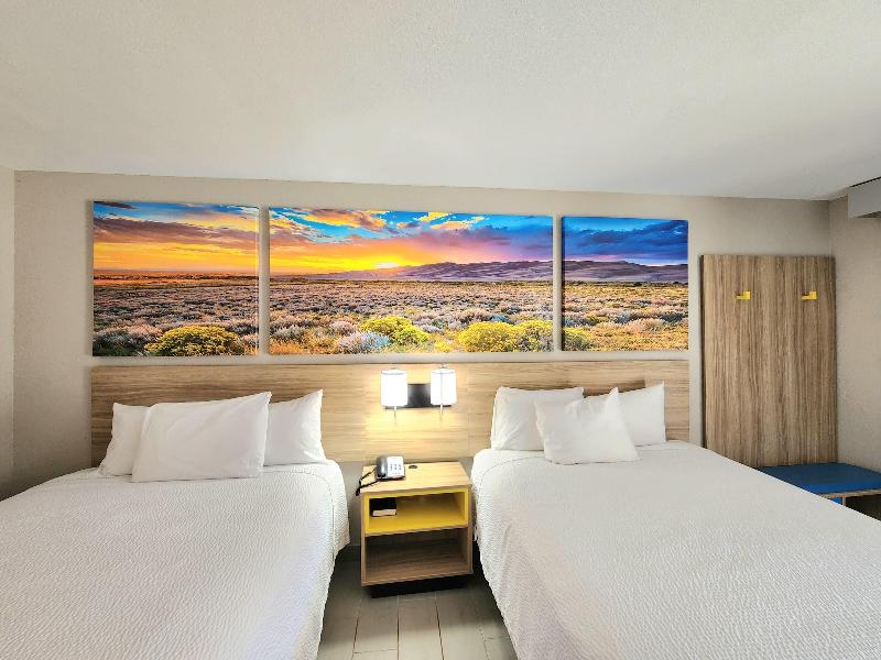 Days Inn By Wyndham Mcallen image