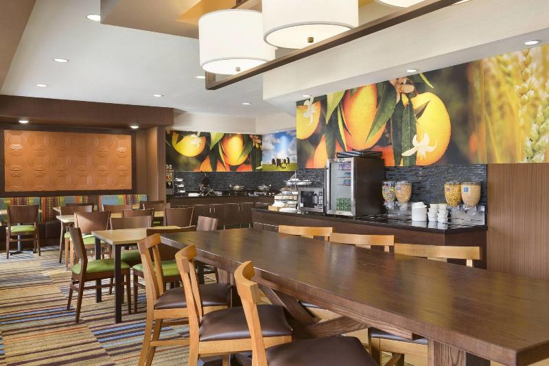 Fairfield Inn image