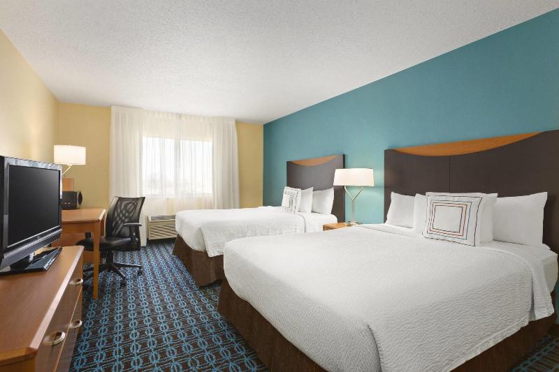 Fairfield Inn image