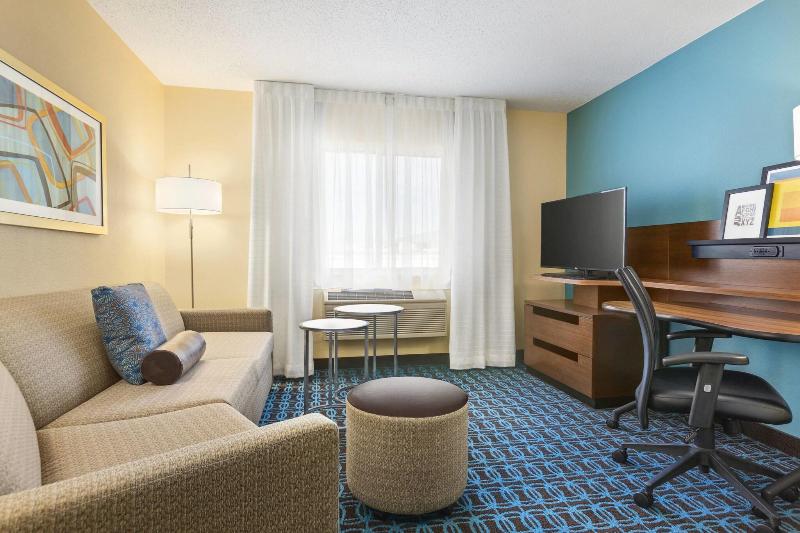 Fairfield Inn image