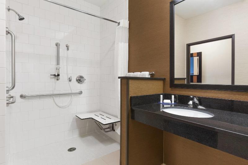 Fairfield Inn image
