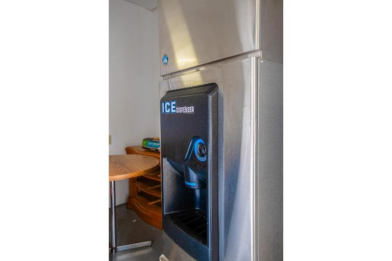 OYO Travelier Motel image