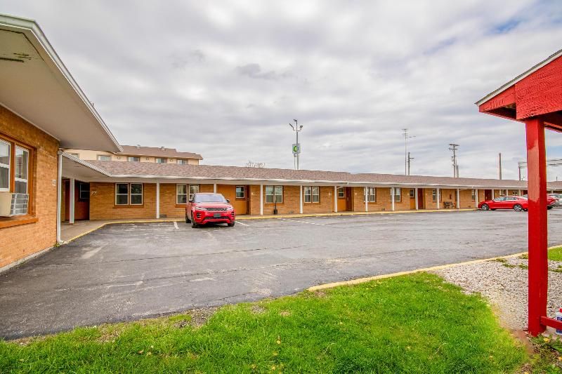 OYO Travelier Motel image