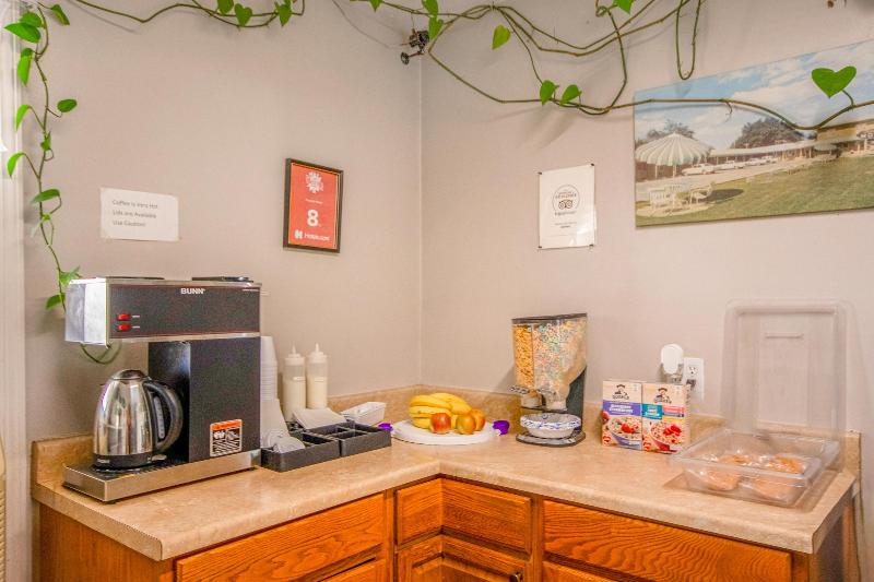 OYO Travelier Motel image