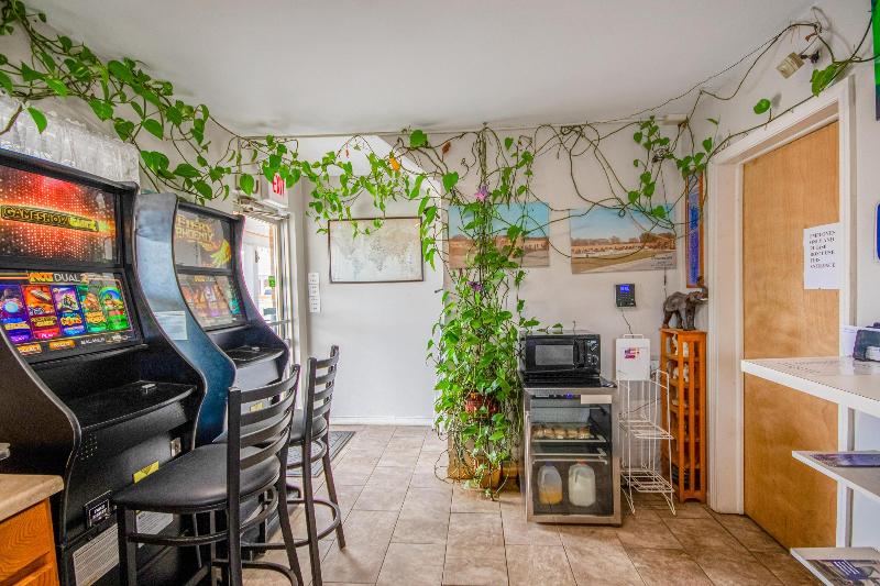 OYO Travelier Motel image