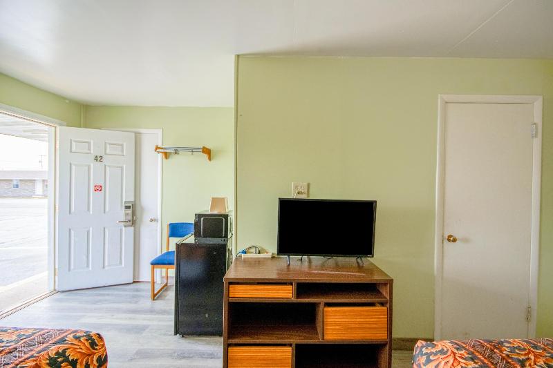 OYO Travelier Motel image