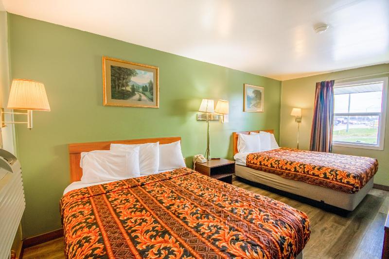 OYO Travelier Motel image