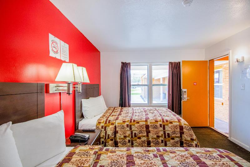 OYO Travelier Motel image