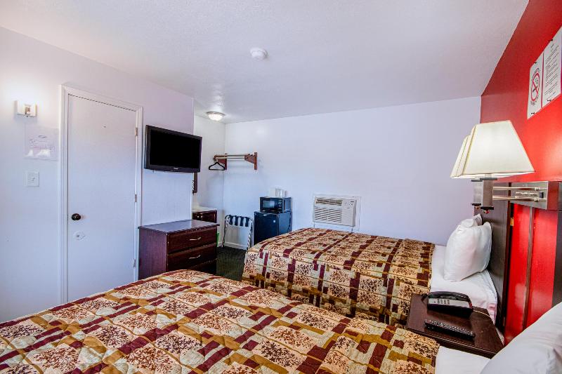 OYO Travelier Motel image