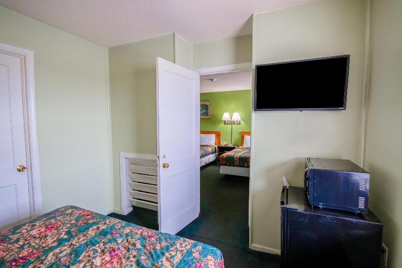 OYO Travelier Motel image